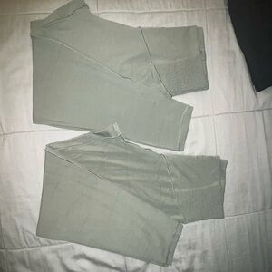 Olive - Offline smocked leggings by Aerie XL
